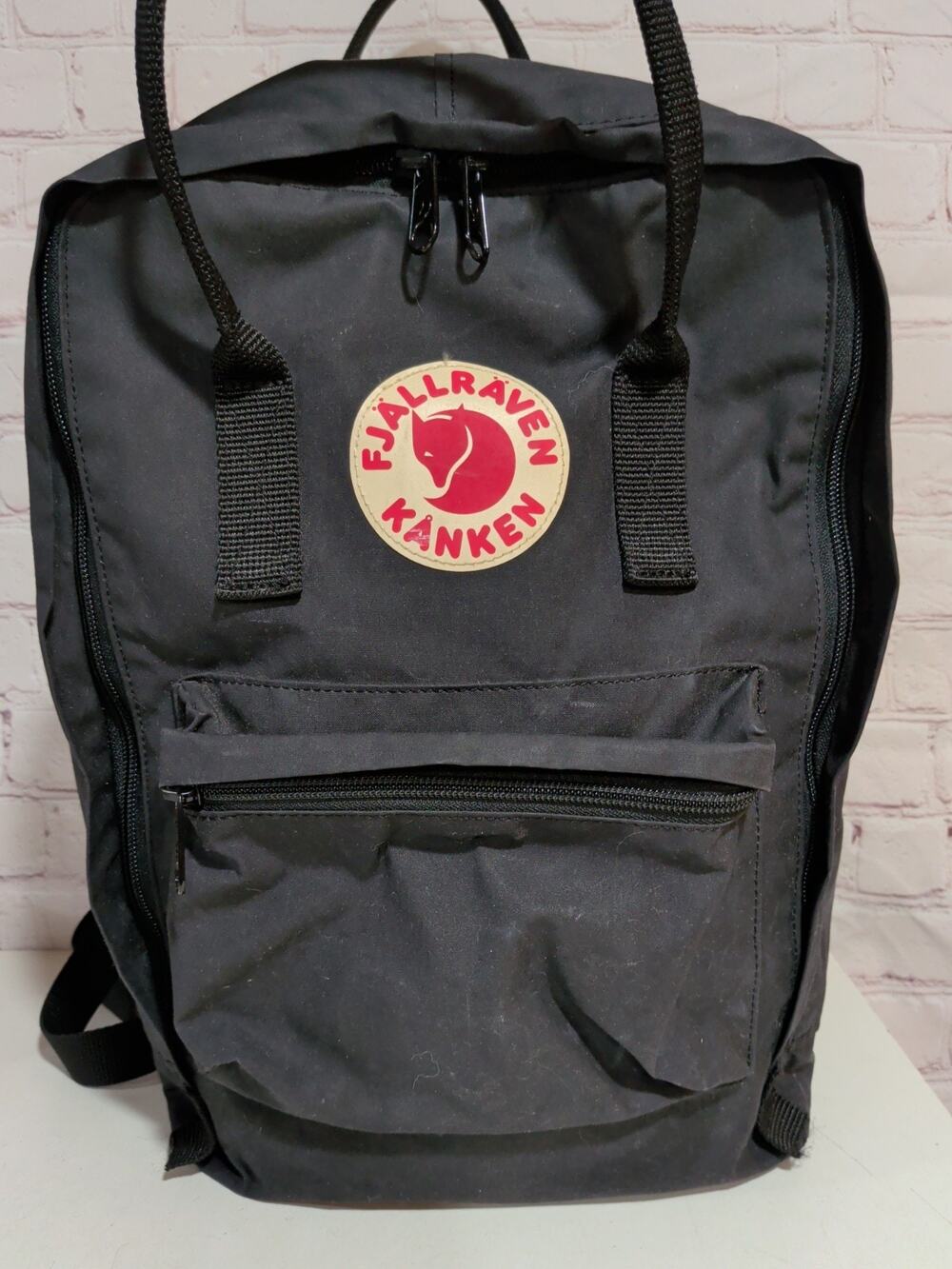 Fjallraven Kanken 27172 Laptop Backpack Black 15" Padded Travel Gorpcore